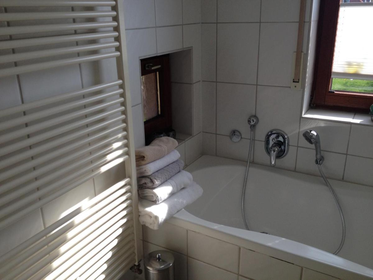 4 Zimmerwohnung Zentrale Lage Wendeburg Esterno foto